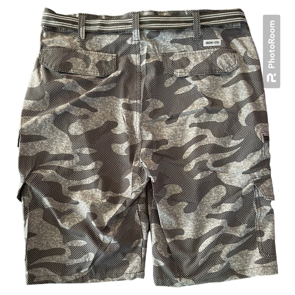 Iron Co  Belted Stretch Performance Hybrid Cargo Shorts  Gray  Camo  Size 38 - Picture 2 of 7